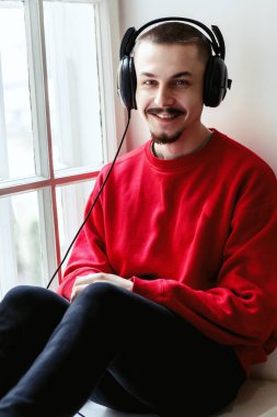 kulaklıklar müzik adamı 