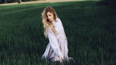 Özgürlük kızı ve doğa