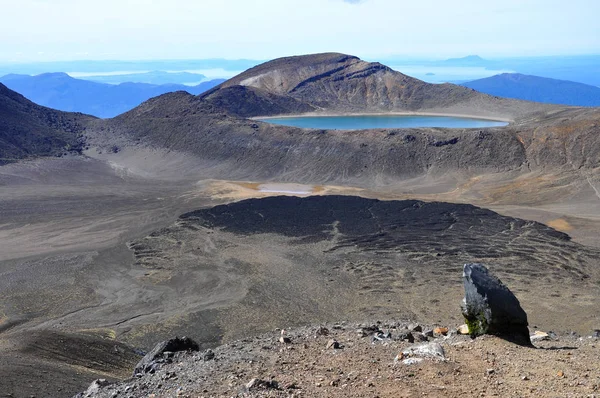 新西兰北岛汤加里罗国家公园Tongariro Alpine过境点的火山景观. — 图库照片