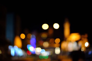Şehir ışıkları gece görünümü, bulanıklık bokeh fotoğraf