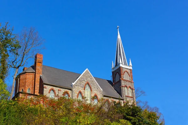 Église catholique romaine Saint-Pierre à Harpers Ferry, Virginie-Occidentale, États-Unis . — Photo