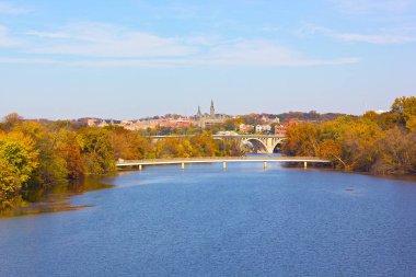 Georgetown, Washington DC sonbahar renkleri. 