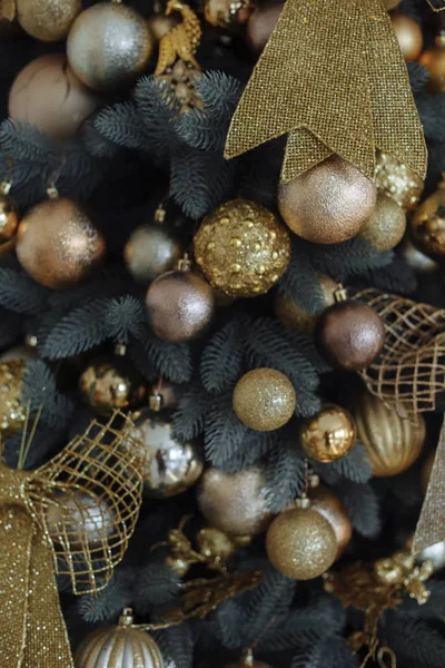 Albero Natale Con Arredamento Oro Preparazione Natale Regali Vicino All — Foto Stock