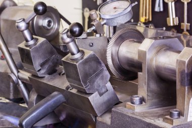 Anahtar bir atölyede makine kopyalama