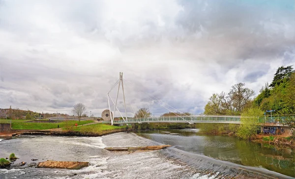 Miller híd ciklus és a gyalogos híd felett a folyó Exe — Stock Fotó
