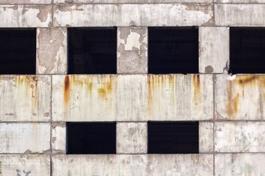 Eski bir beton bina kalıntıları parçası