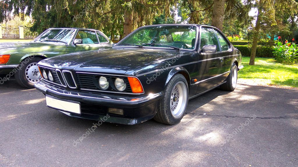 Oldtimer BMW 635 cs Coupé — Redaktionelles Stockfoto © accept001 #125349664