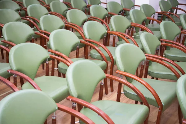 Empty conference chairs in row at a business room. — Stock Photo, Image