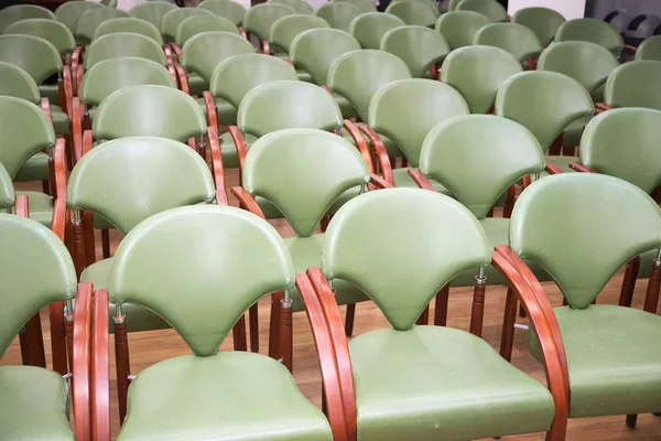 Empty conference chairs in row at a business room — Stock Photo, Image