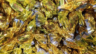 Macar şekerleme geleneği olarak Noel ağacı için yenilebilir süsleme