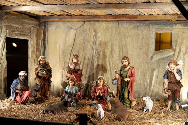 Traditional christmas nativity scene with kings and animals — Stock Photo, Image