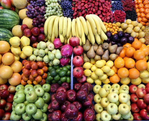 Various Fresh Summer Exotic Fruits Sale Market — Stock Photo, Image