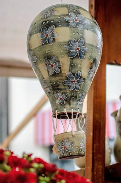 Çin tapınağındaki el yapımı fenerler.