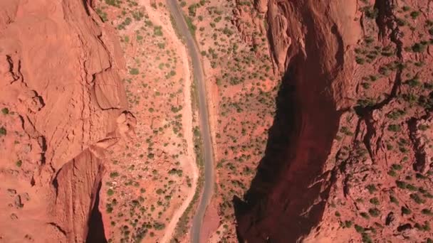 Beautiful desert redrock canyon in Utah — Stock Video