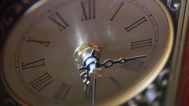 Antiguo reloj del abuelo — Vídeo de stock