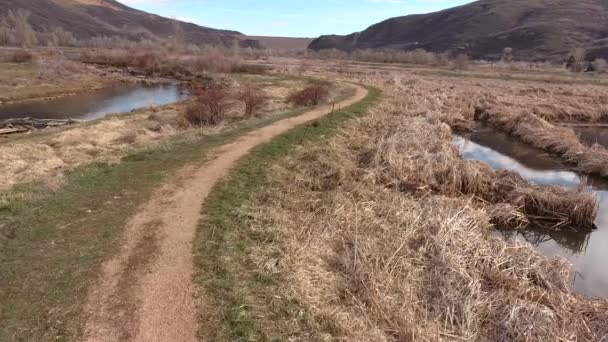 Grond in prachtig natuurgebied — Stockvideo