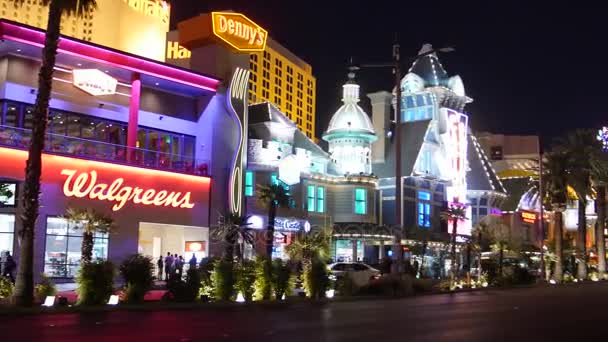 Las Vegas strip en felle lichten — Stockvideo
