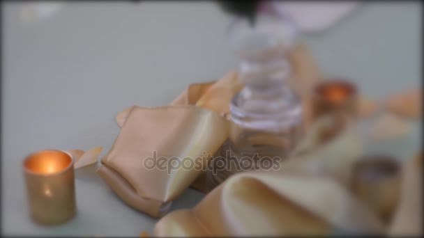 婚礼餐桌上花装饰 — 图库视频影像