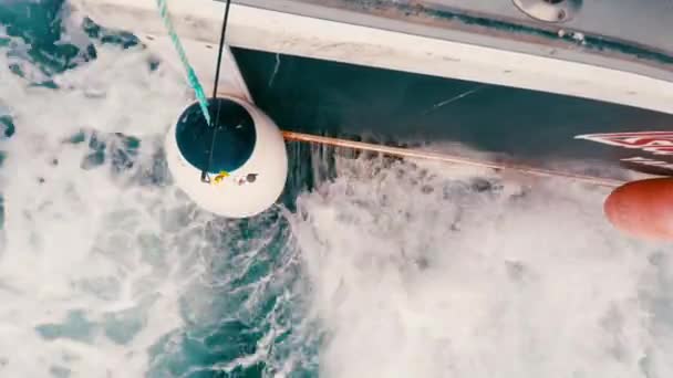 Grand bateau de pêche croisière — Video