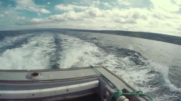 Grand bateau de pêche croisière — Video