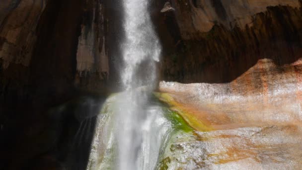 Beautiful lower calf creek falls — Stock Video