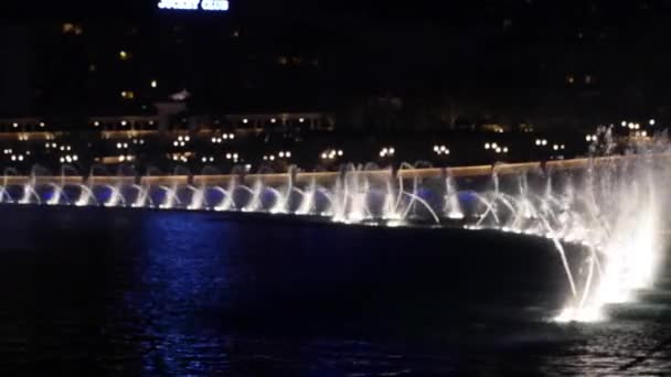 The beautiful fountain show at Bellagio Hotel — Stock Video