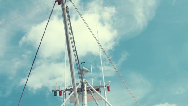 Imagini cu barca mare de pescuit — Videoclip de stoc