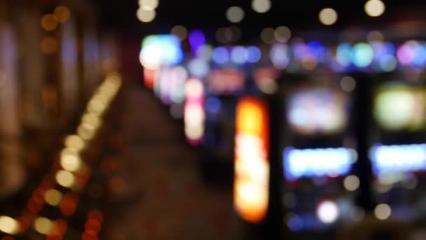 Focalizzare le luci da una slot machine in un casinò — Video Stock