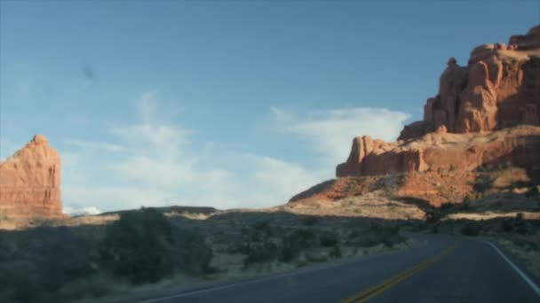 Car driving through park Utah — Stock Video