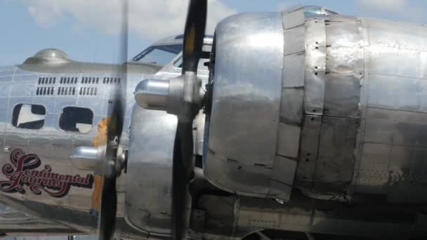 社论在第二次世界大战的 B17 轰炸机 — 图库视频影像