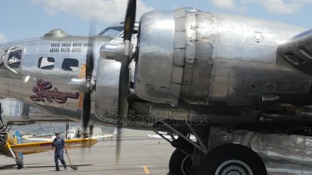 Editorial Un bombardier B17 à la Seconde Guerre mondiale — Video