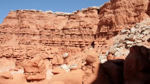 Klippformationer på Goblin Valley State Park — Stockvideo