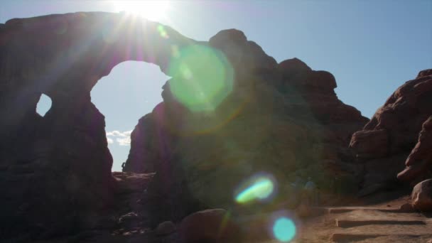 Tourists looking at turret arch — Stock Video