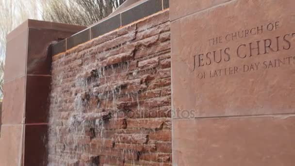 Waterfall at the Mormon Temple Square in Salt Lake — Stock Video