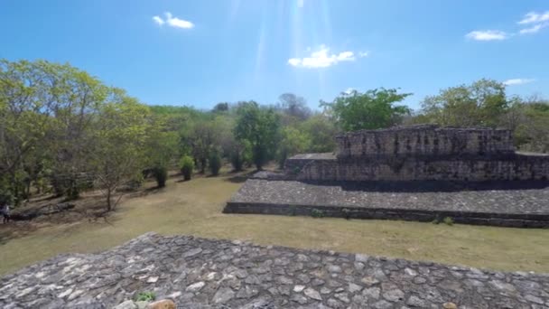 Gimbal Panning Shot Balam Mayn Ruins Ball Court — Vídeo de Stock