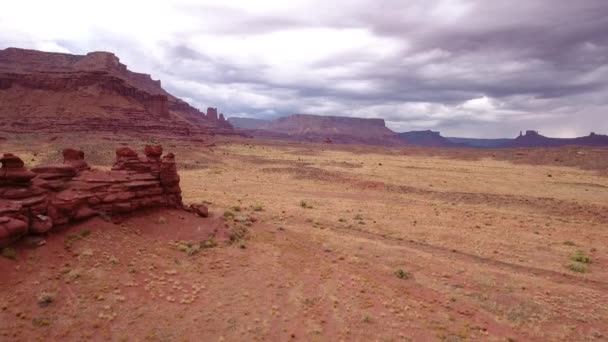 Aerial Ascending Shot Stormy Desert Buttes Moab — Stock Video
