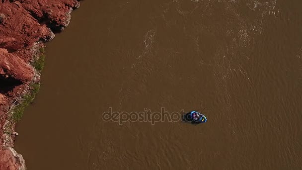 Wysokiej Zdjęcia Lotnicze Łodzi Spokojny Pustynia Rzeka Utah — Wideo stockowe