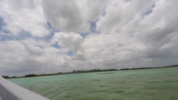 Prise Vue Bateau Déplaçant Dans Océan Des Caraïbes — Video