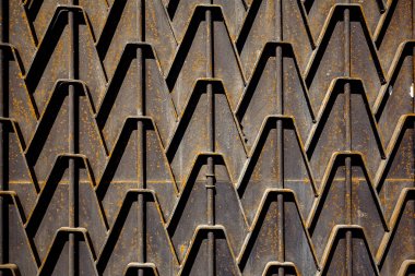 Paslı metal çit. Metal kapı Dekoratif parçalar. O doku