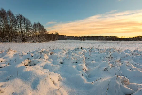 Neve coberta paisagem polonês . — Fotografia de Stock
