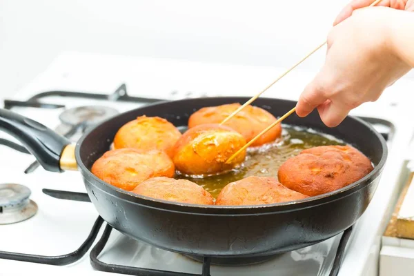 Derin yağ kızartma çörek — Stok fotoğraf