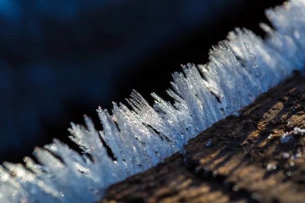 Gros plan de cristaux de neige ou de glace — Photo