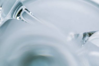 Cam bulanık soyutlama