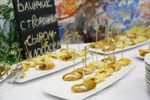 Lezzetler ve aperatifler bir açık büfe