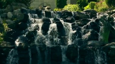 küçük su cascade Şehir Parkı