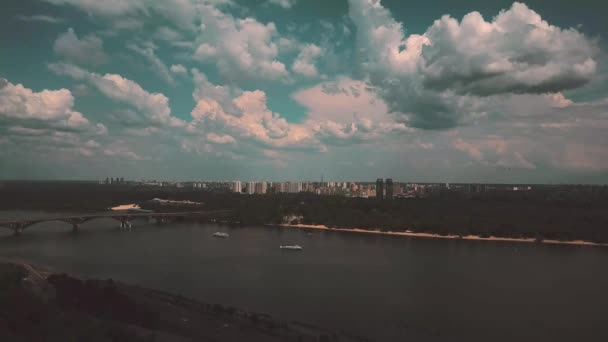 Aerial survey, Kiev Ukraine, Kiev-Pechersk Lavra on the background of the Dnieper river — Stok video