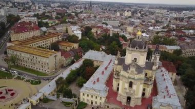 St. Georges Katedrali 'nin havadan görünüşü, Lviv