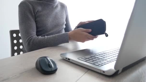 Paying with a credit-card online, shopping. Male hands with credit card during shopping through Internet. Computer keyboard. Unrecognizable, without a face Businessman made an electronic payment. — Stock Video