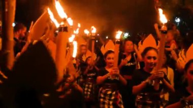 Ogoh-Ogoh geçit töreni önceki Nyepi Ubud, 27 Mart 2017