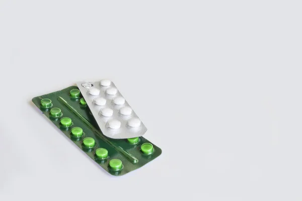 Comprimidos Blisters Sobre Fundo Claro Medicamentos Para Doenças — Fotografia de Stock